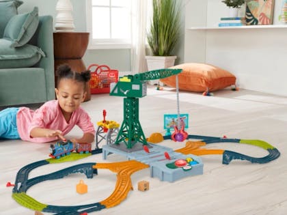 Train gifts top for toddlers